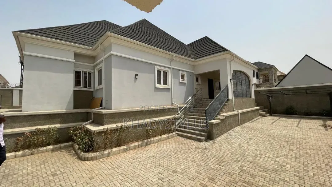 4bdrm Bungalow in Mab Global Estate, Bunkoro for sale