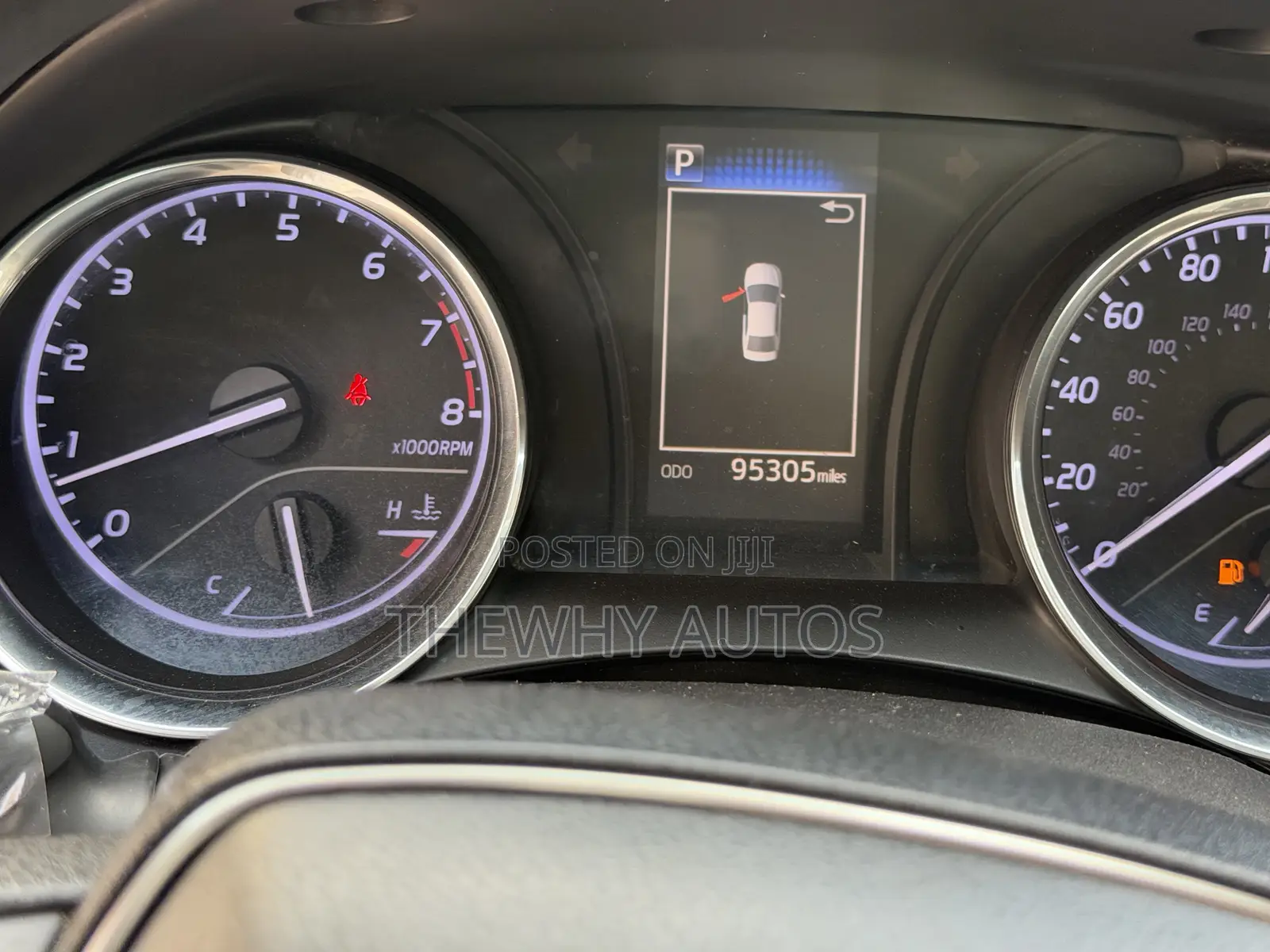 Toyota Camry LE (2.5L 4cyl 8A) 2019 White