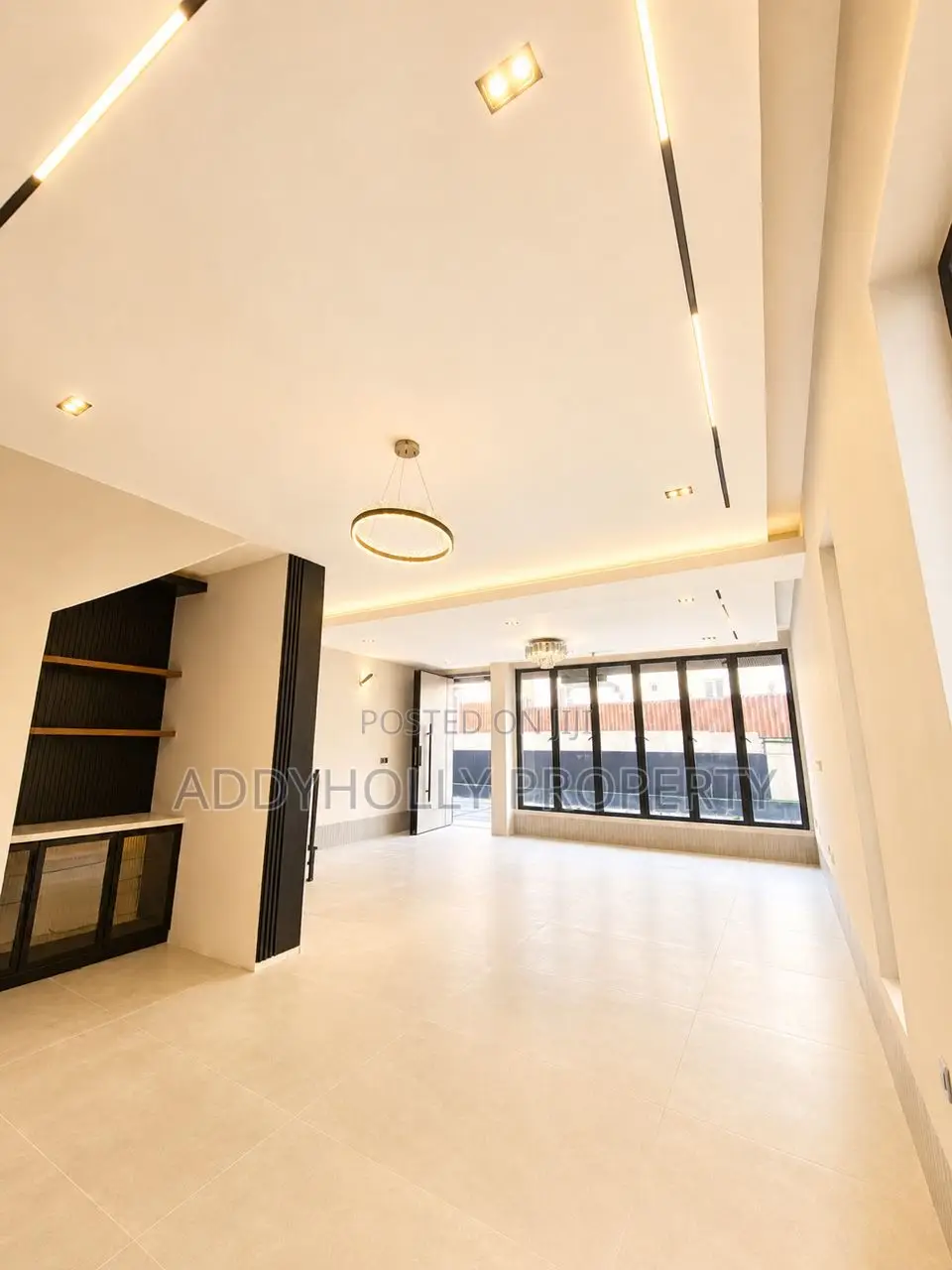 5bdrm Duplex in Parkview Estate for sale