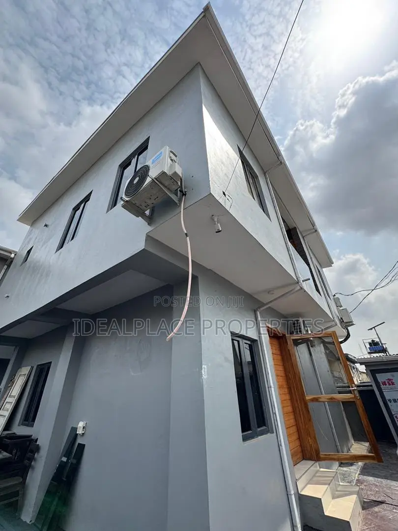 Furnished 3bdrm Duplex in Surulere for sale