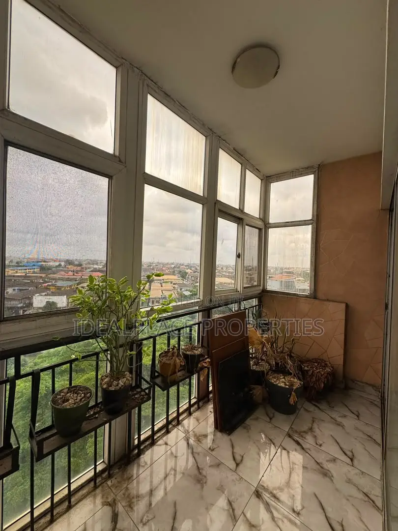 Furnished 3bdrm Apartment in Eric Moore for sale