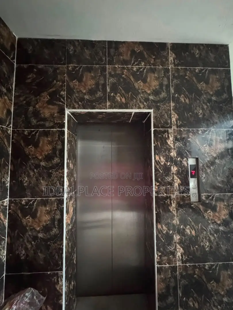Furnished 3bdrm Apartment in Eric Moore for sale