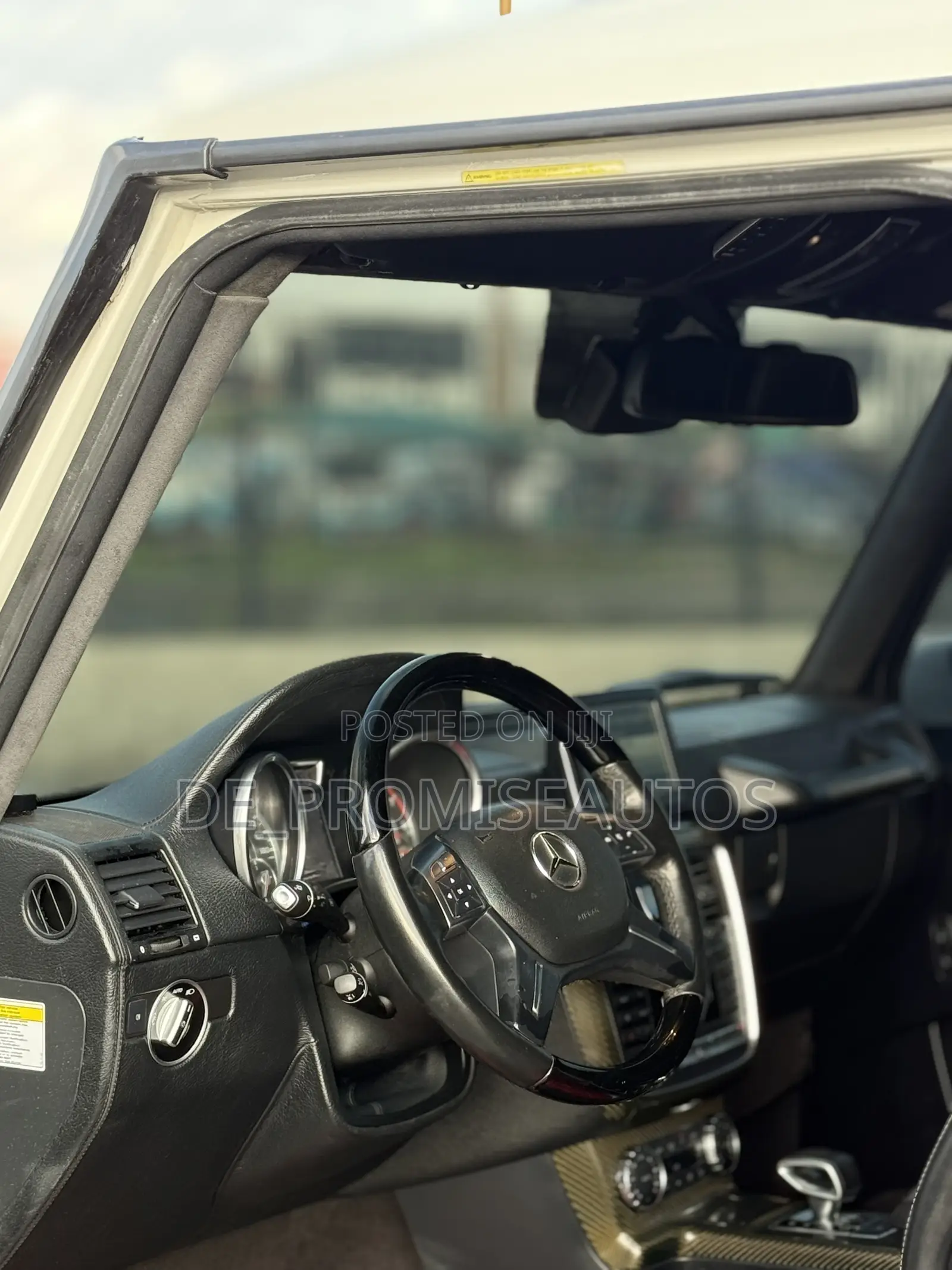 Mercedes-Benz G-Class Base G 63 AMG AWD 2013 White