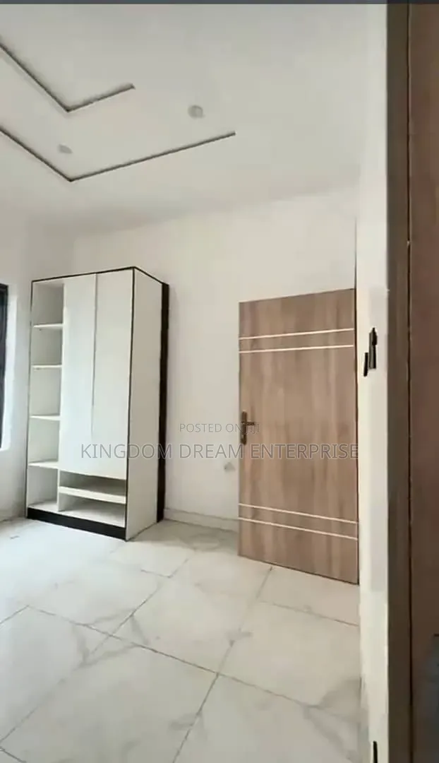 Mini Flat in Lekki Lagos, Ologolo for rent