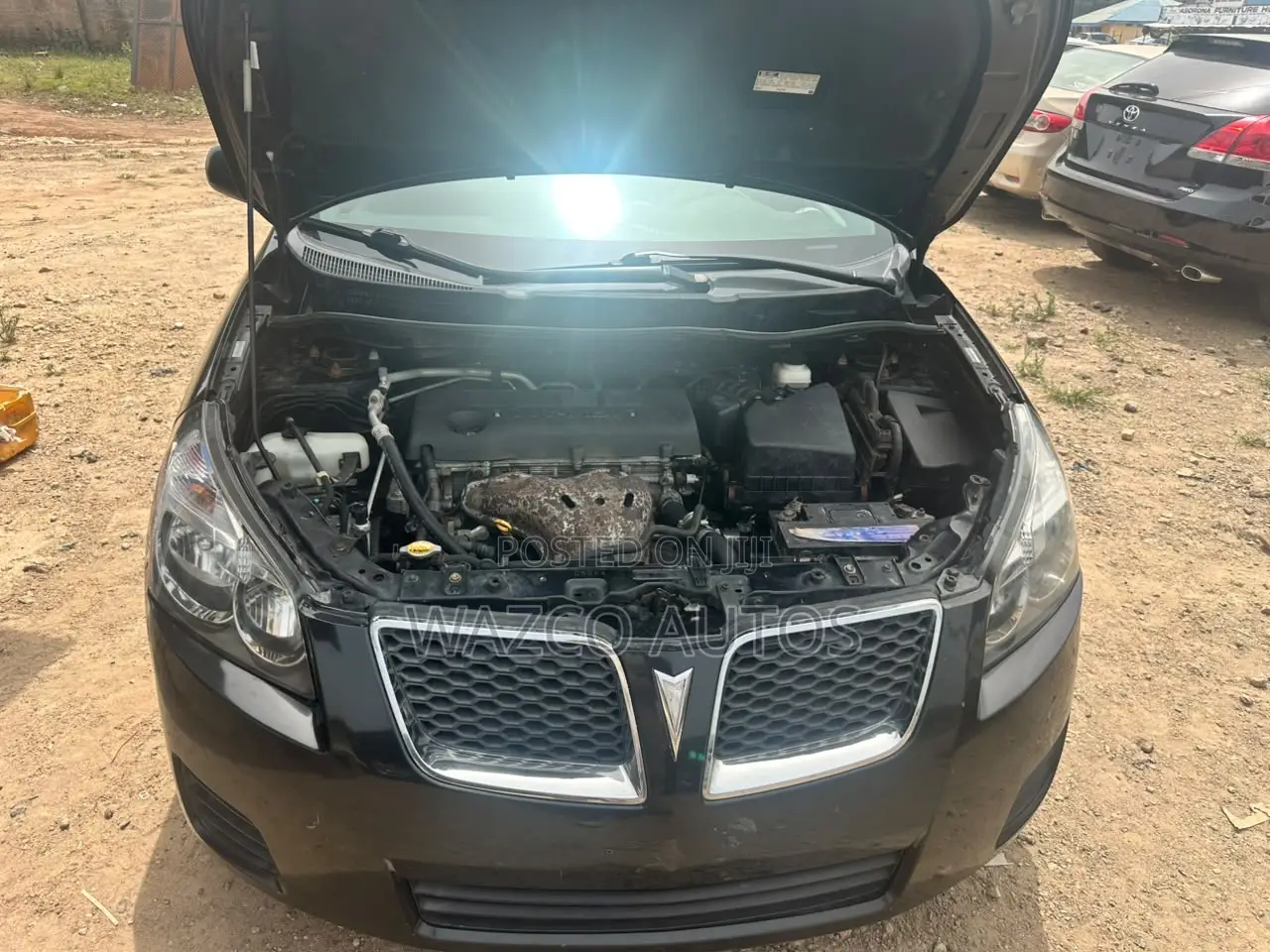 Pontiac Vibe 2010 Black