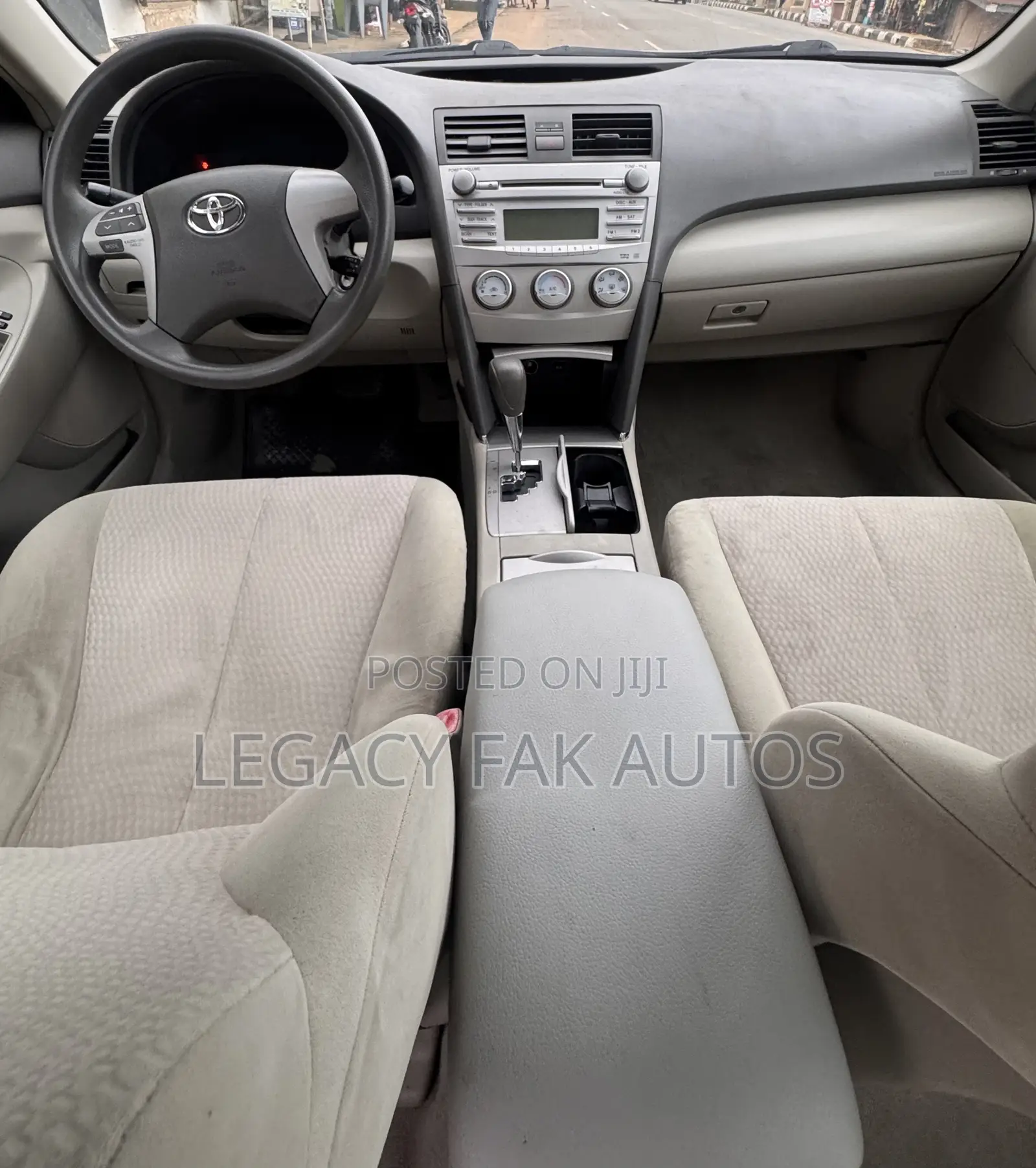 Toyota Camry LE 4dr Sedan (2.5L 4cyl 6AM) 2010 Green