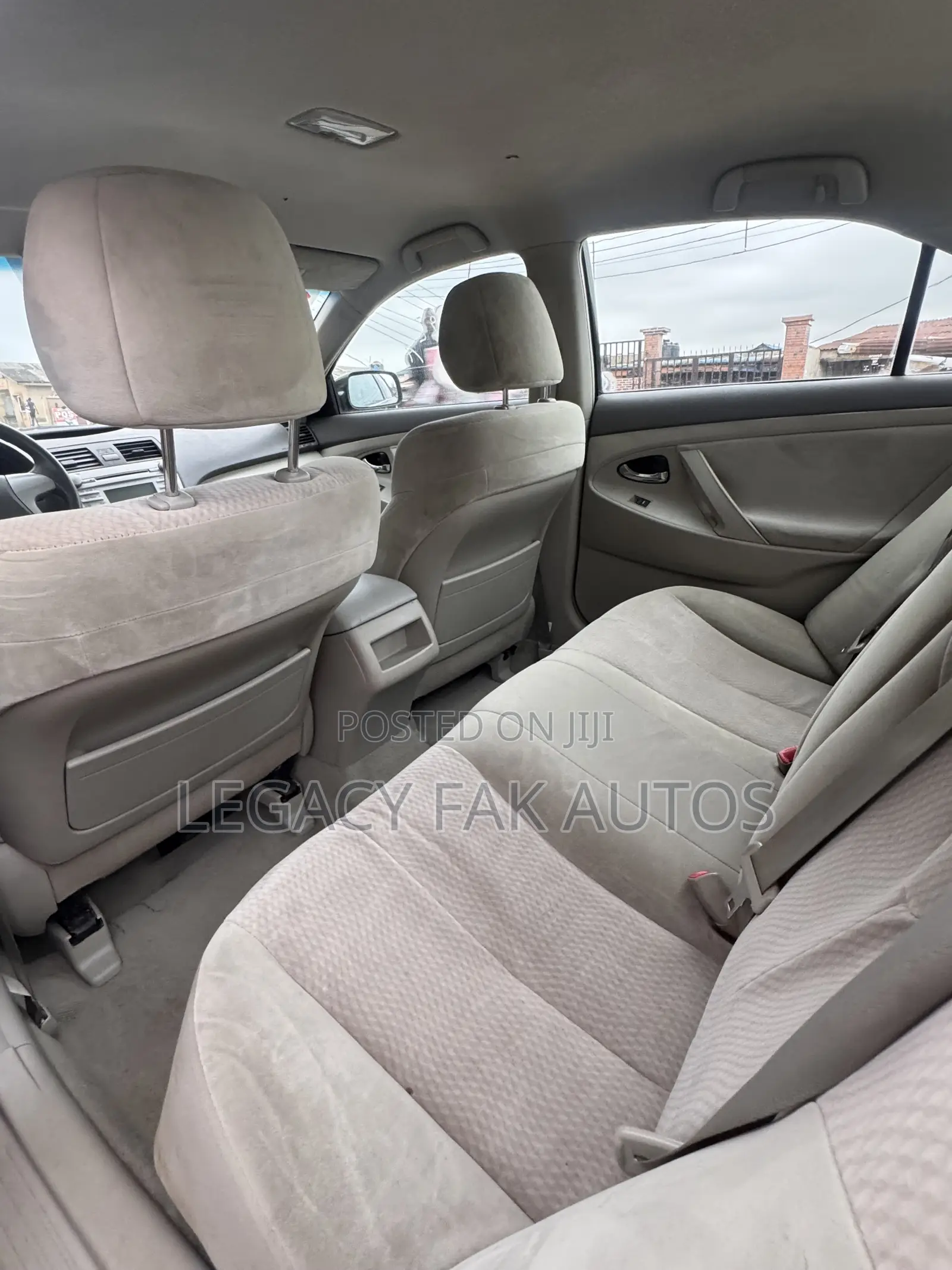 Toyota Camry LE 4dr Sedan (2.5L 4cyl 6AM) 2010 Green