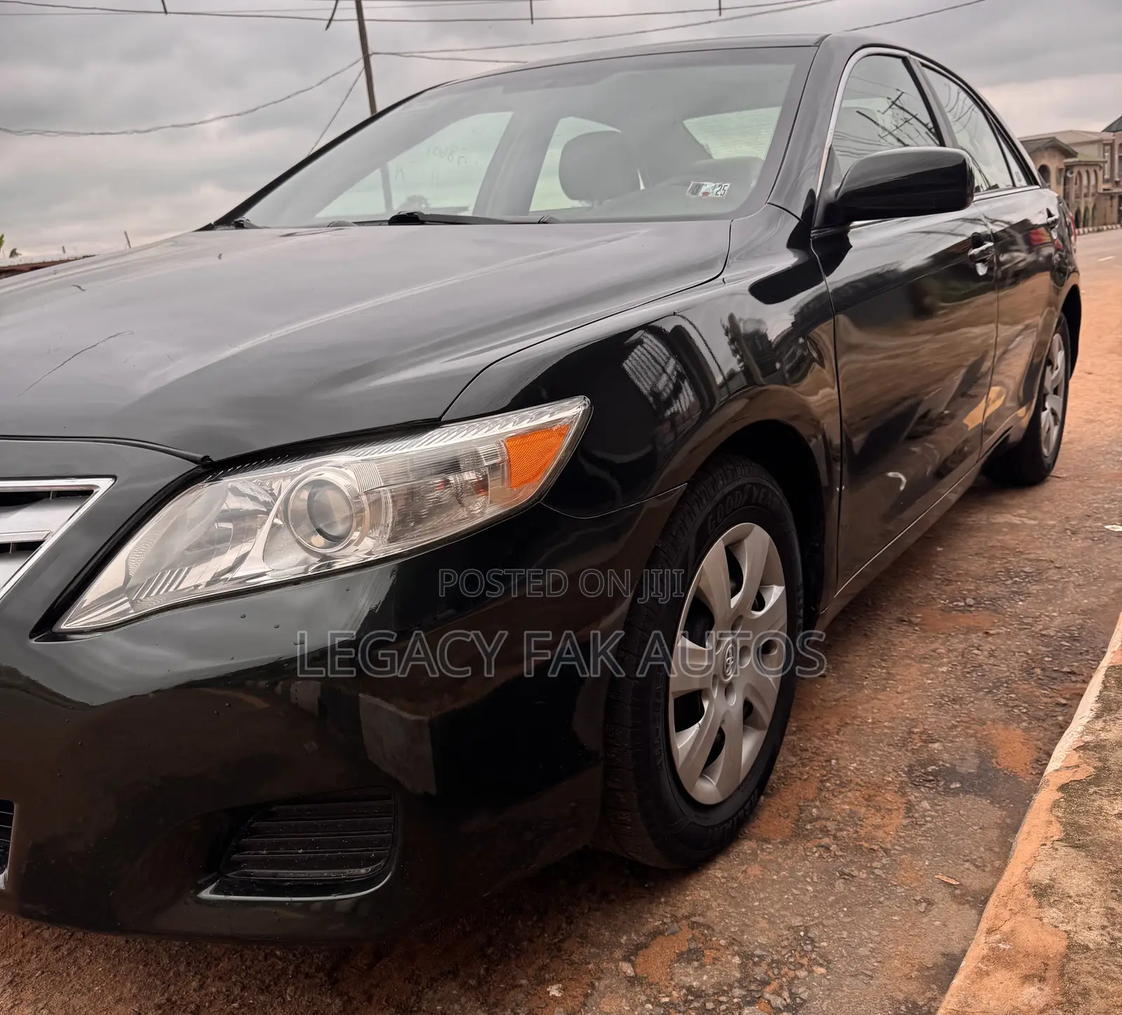 Toyota Camry LE 4dr Sedan (2.5L 4cyl 6AM) 2010 Green