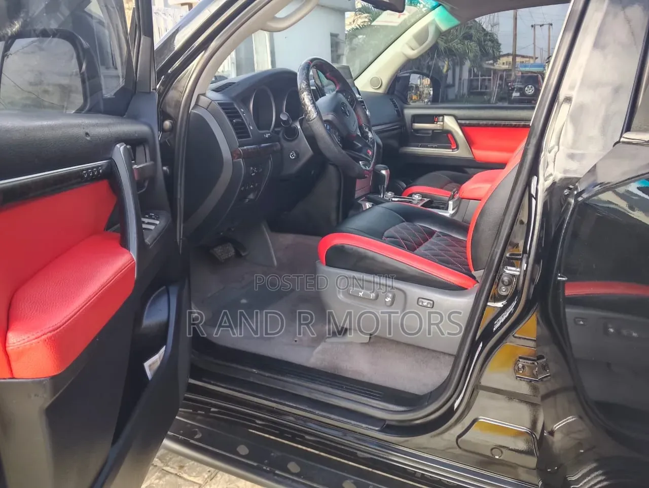 Toyota Land Cruiser 2010 Black
