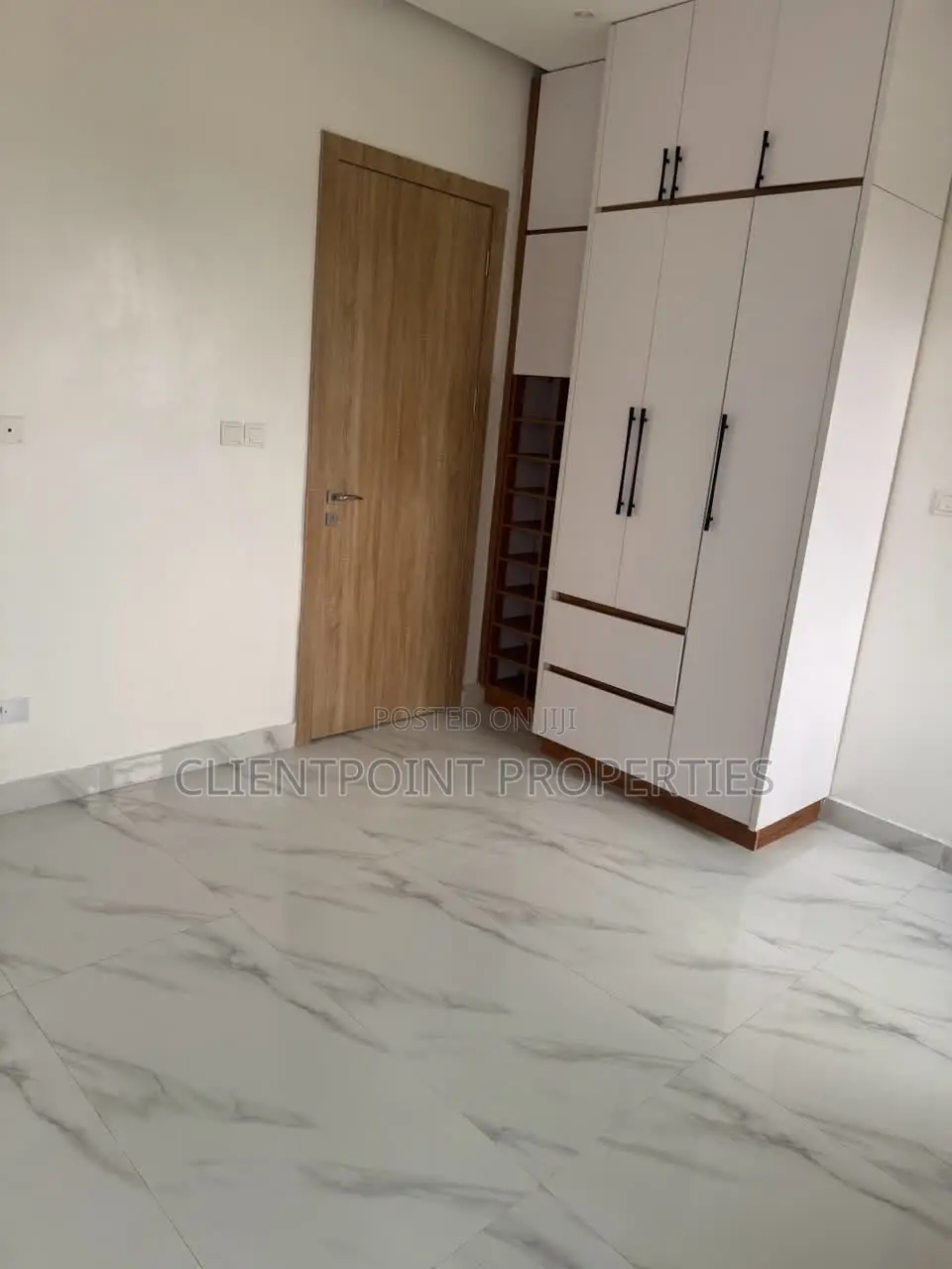 4bdrm Duplex in Omole Estate for sale