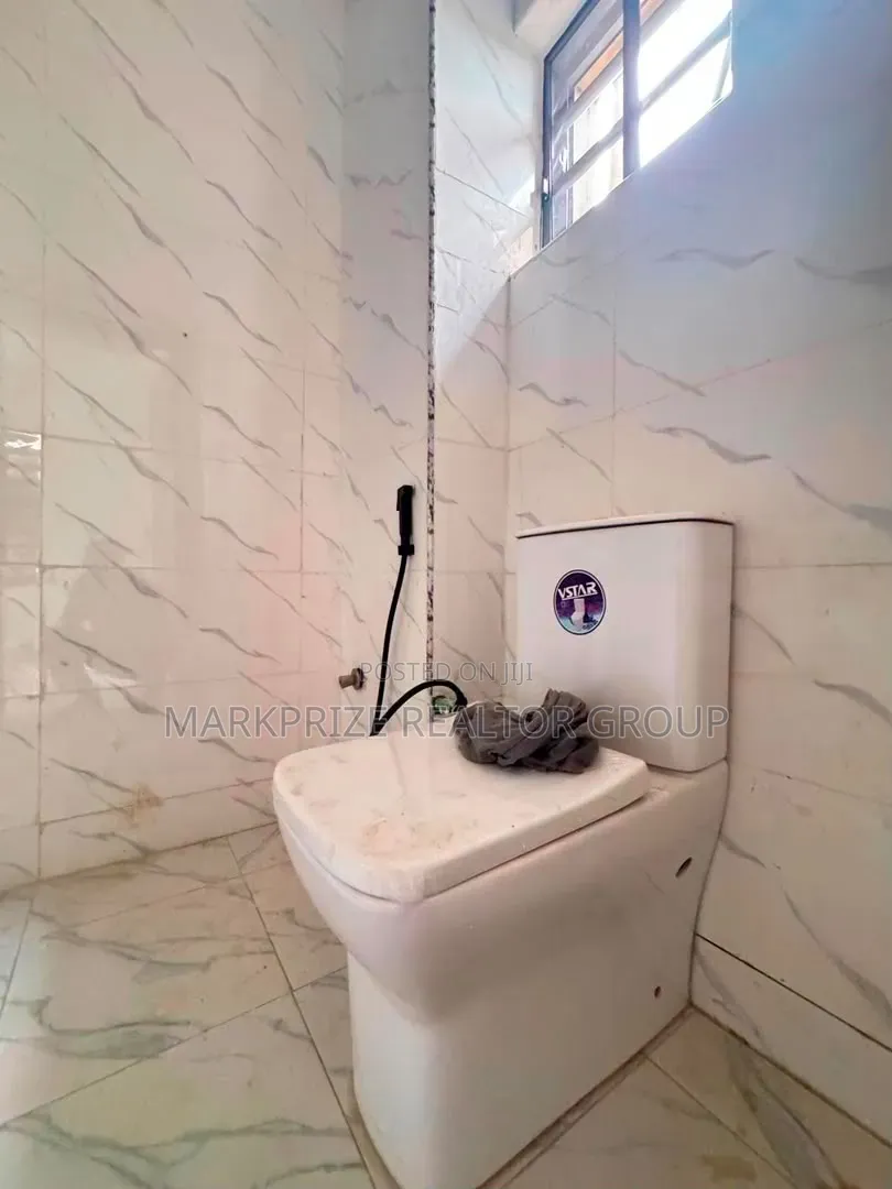 2bdrm Apartment in Surulere Lagos for sale
