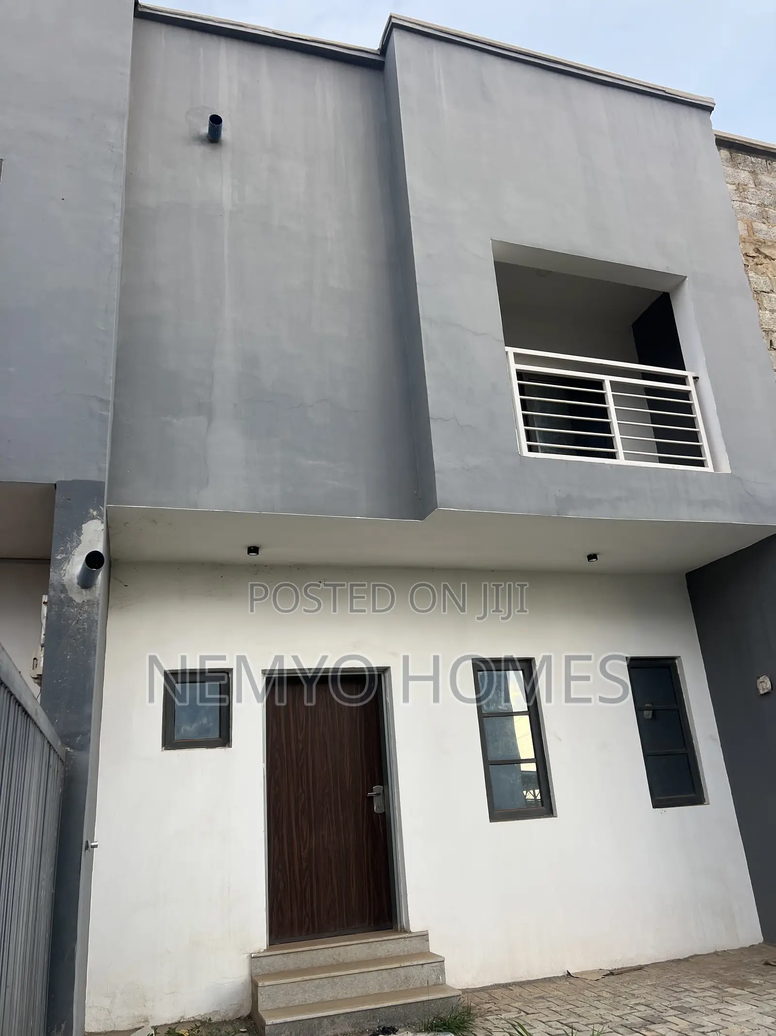 2bdrm Duplex in Dawko, Dakwo District for sale