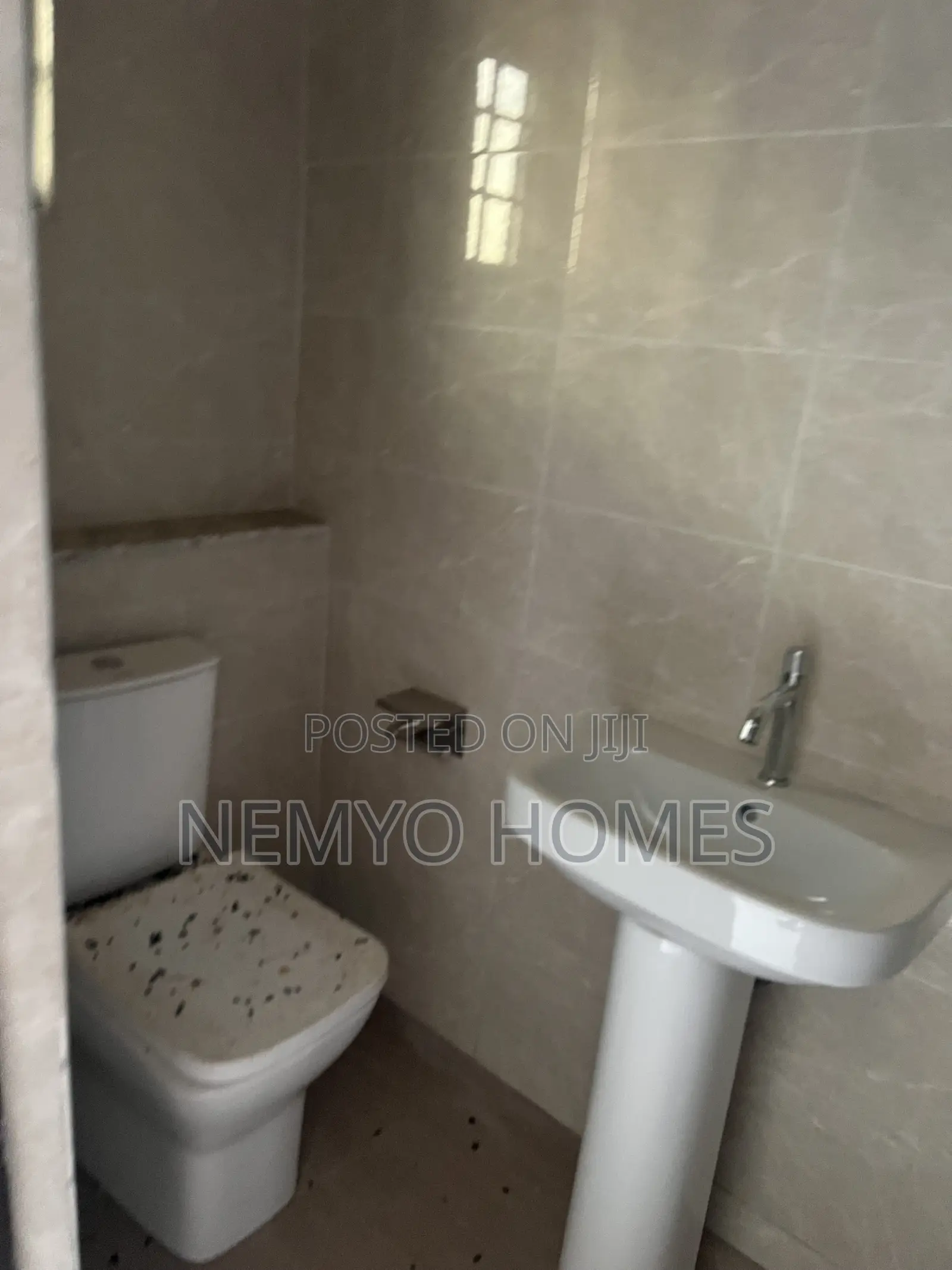 2bdrm Duplex in Dawko, Dakwo District for sale