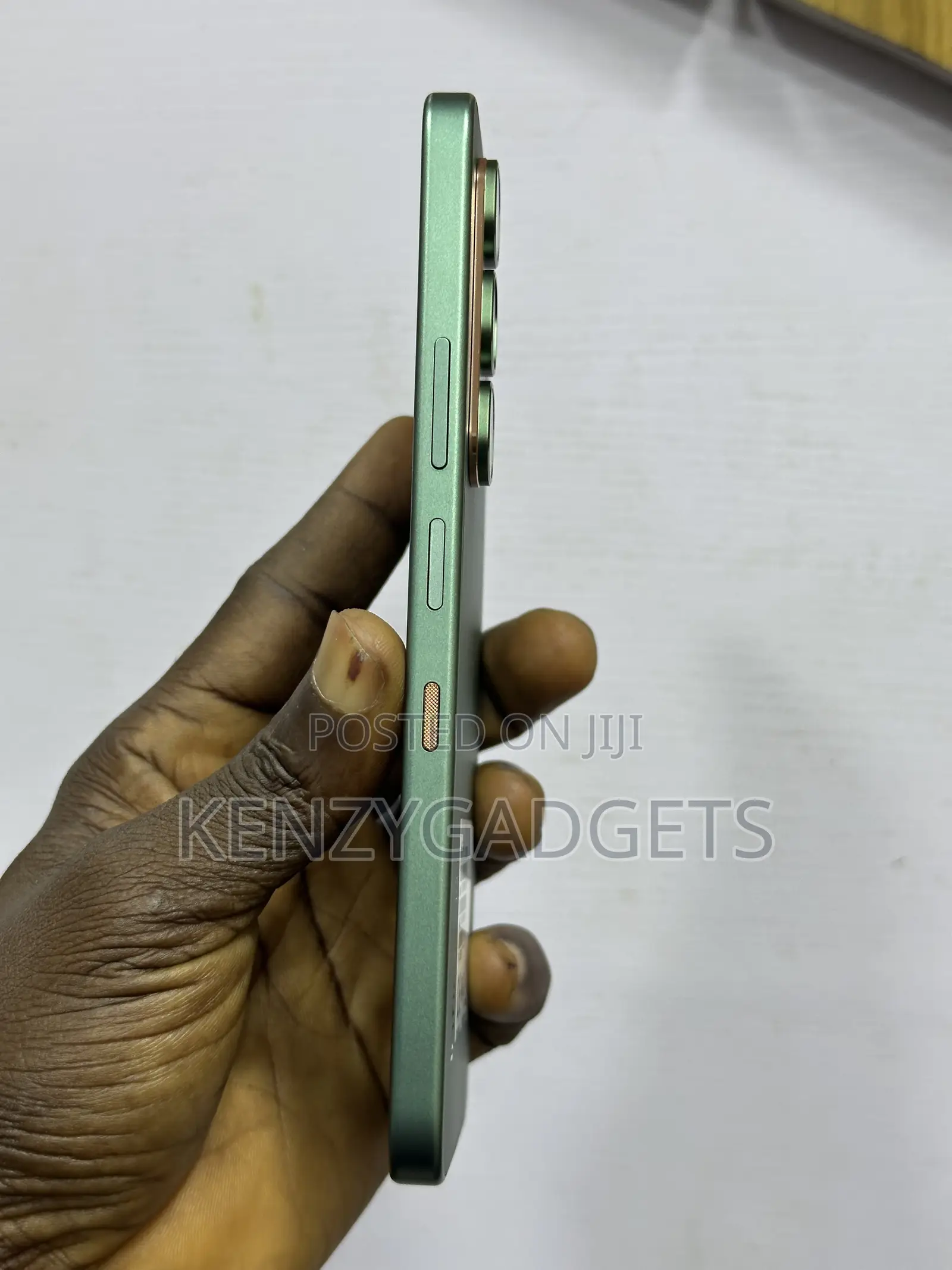 Infinix Hot 60 5G 256 GB