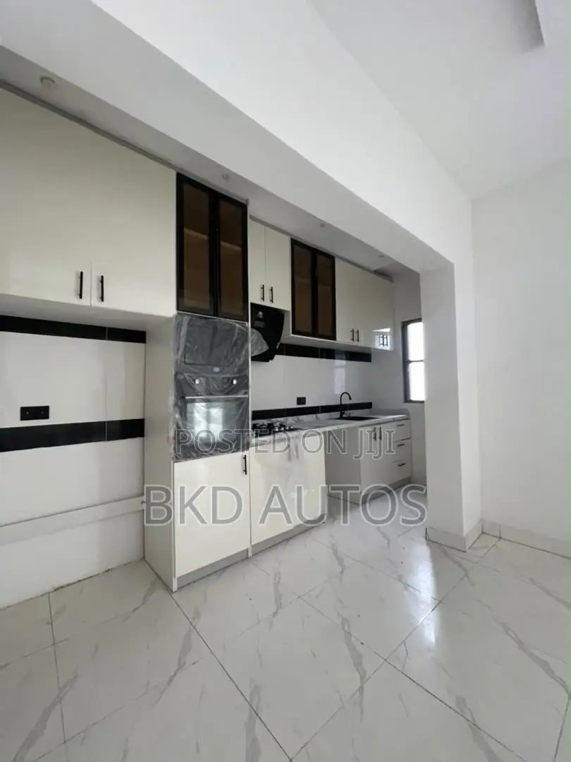 2bdrm Apartment in Ikate for sale