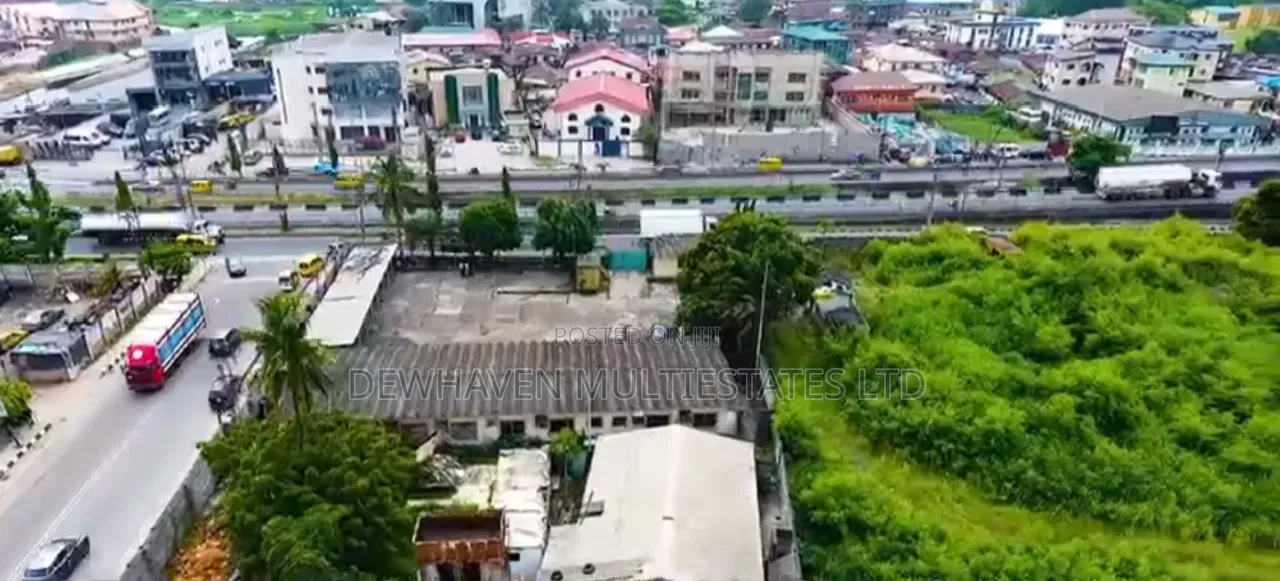 High Traffic Corner Piece 1.7 Hectare Land on Western Avenue Surulere