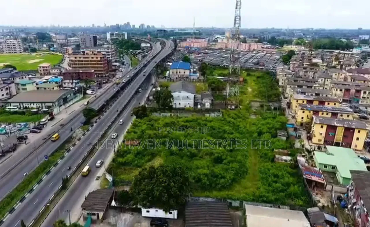 High Traffic Corner Piece 1.7 Hectare Land on Western Avenue Surulere