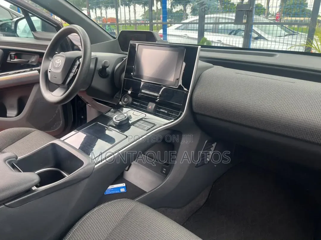 Toyota bZ4X 71.4 kWh AWD 2023 Black
