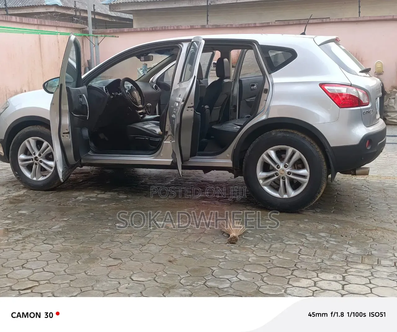 Nissan Qashqai 2012 Silver