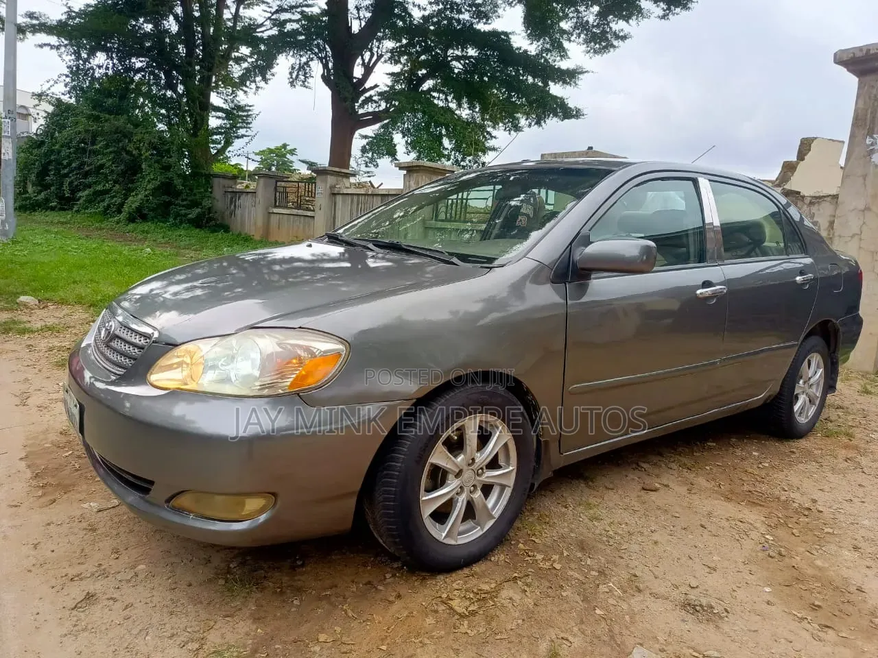 Toyota Corolla 2005 Gray