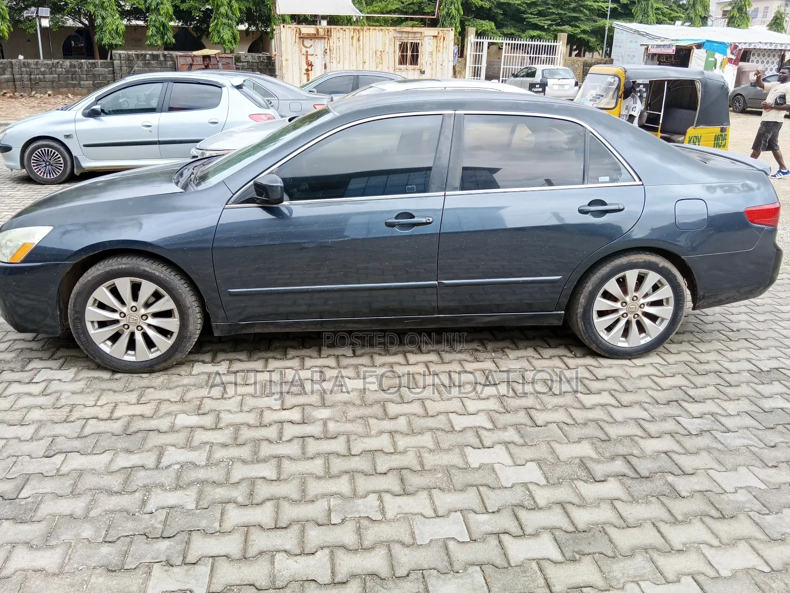 Honda Accord 2004 Gray