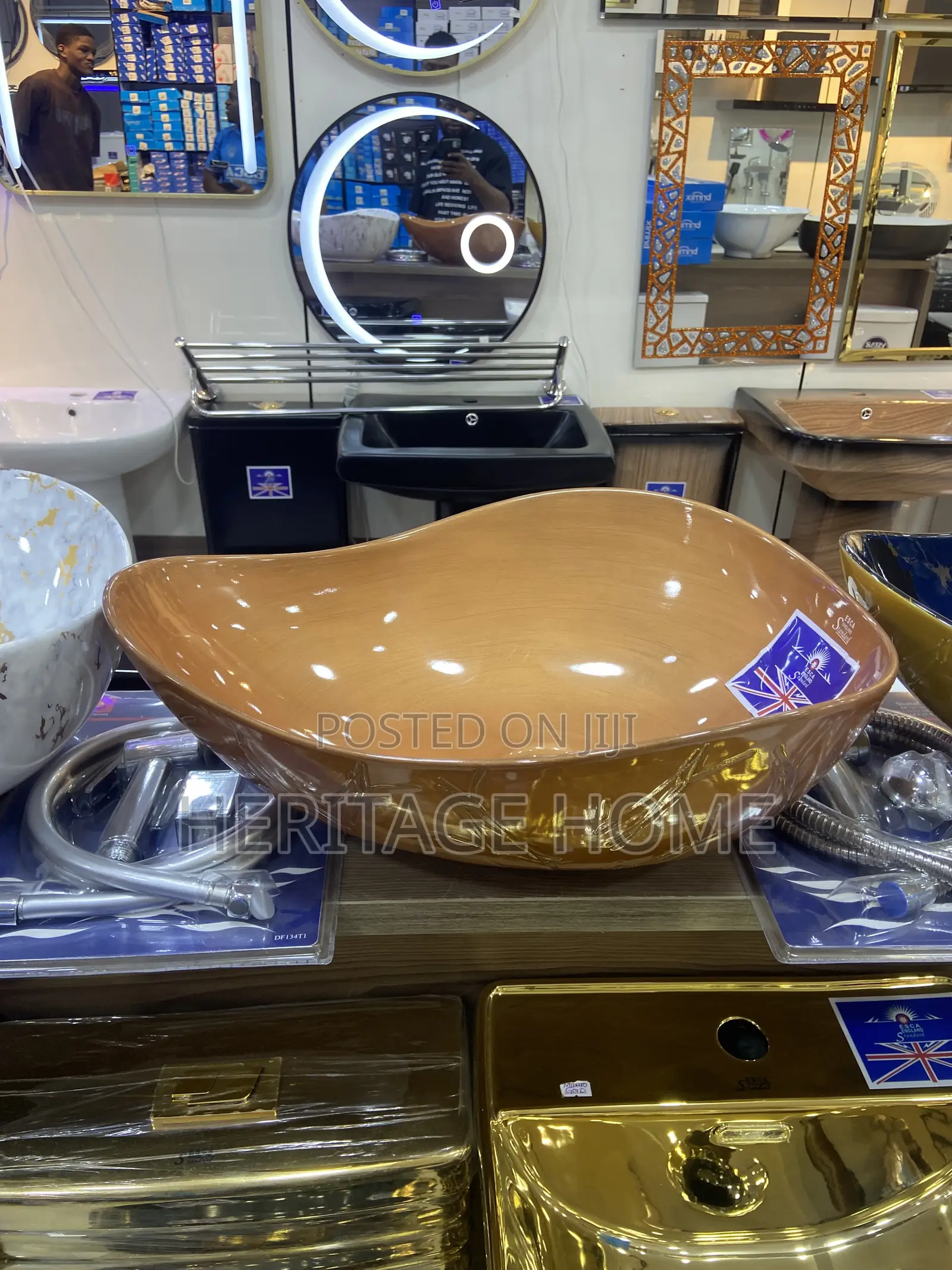 Luxury Designer Countertop Wash Basin (Premium Finish)