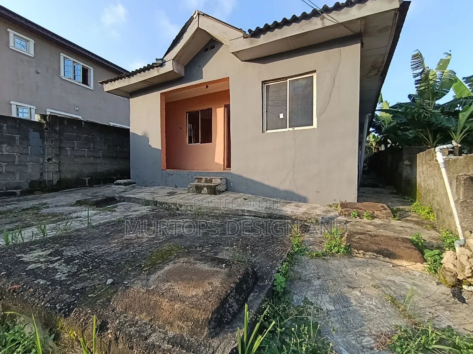 5bdrm Block of Flats in Ijede / Ikorodu for sale
