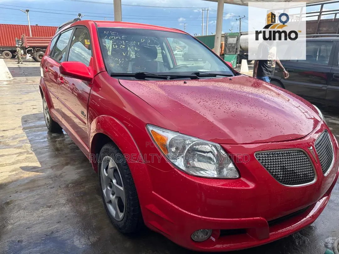 Pontiac Vibe 2005 Red