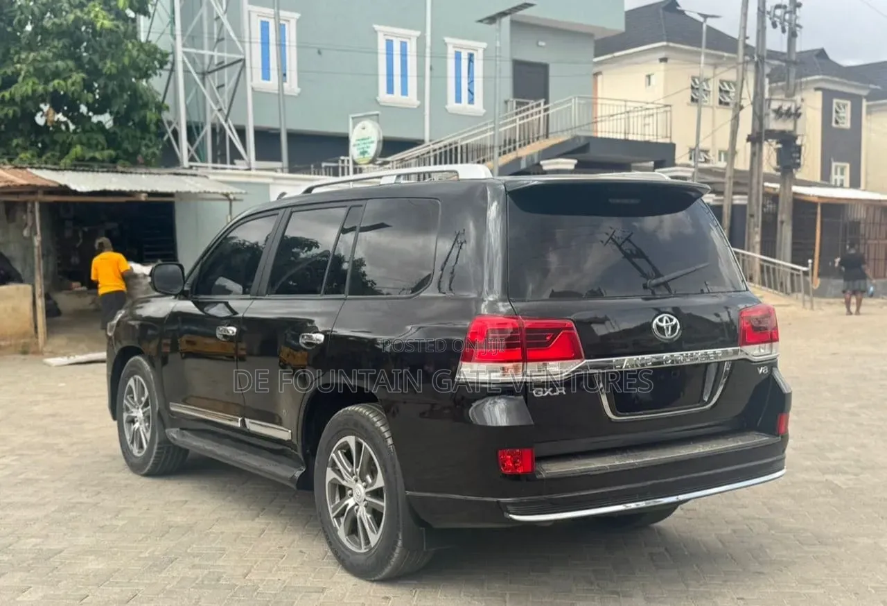 Toyota Land Cruiser 2014 Black