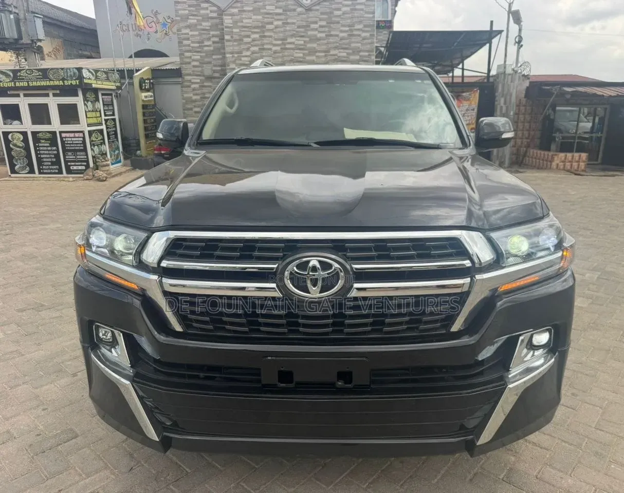 Toyota Land Cruiser 2014 Black