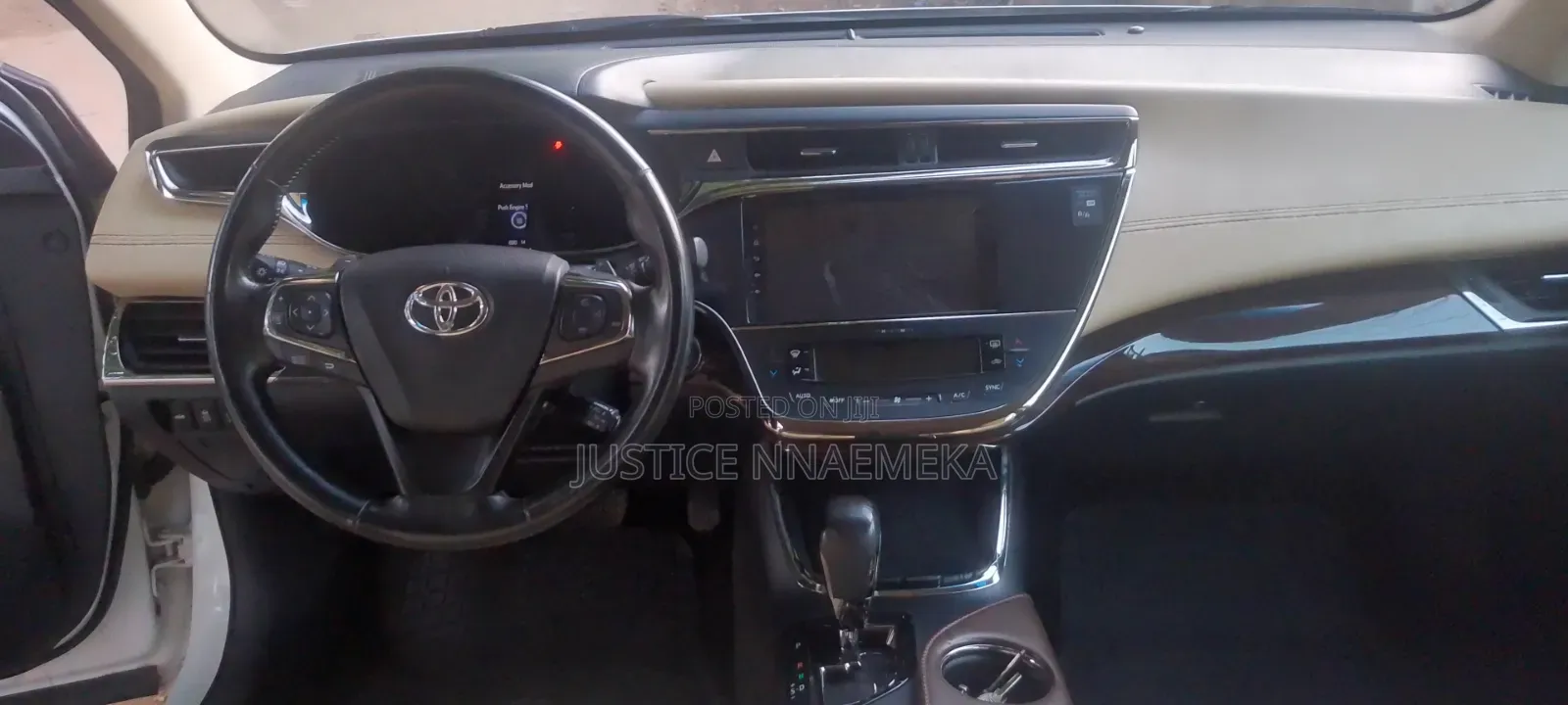 Toyota Avalon 2015 White