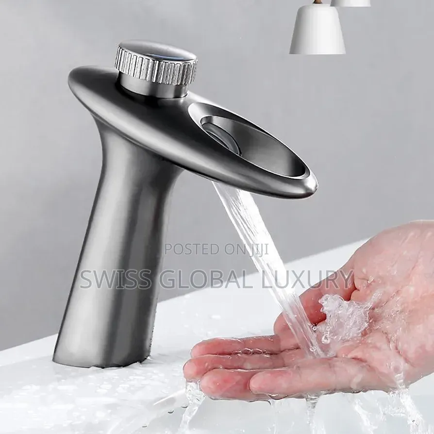 Luxury Gray Basin Mixer Tap. (England Standard)