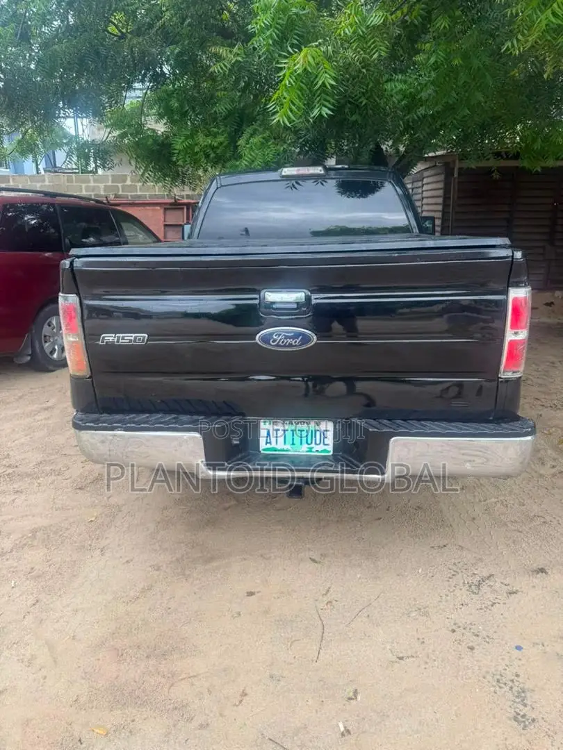 Ford F-150 2012 Black