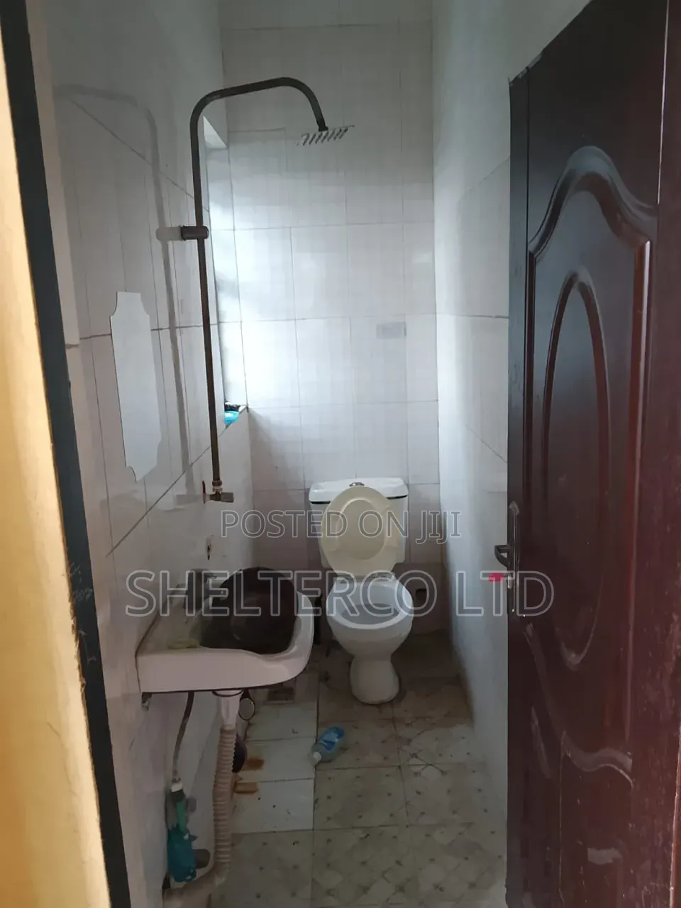 Mini Flat in Gated, Kilo for rent