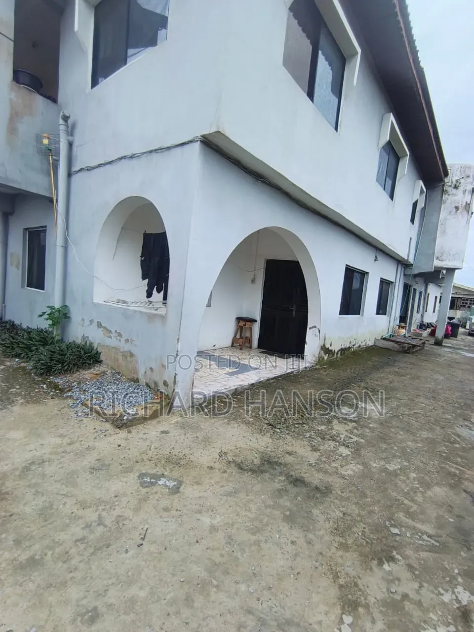16bdrm Block of Flats in Close To Express, Sangotedo for sale