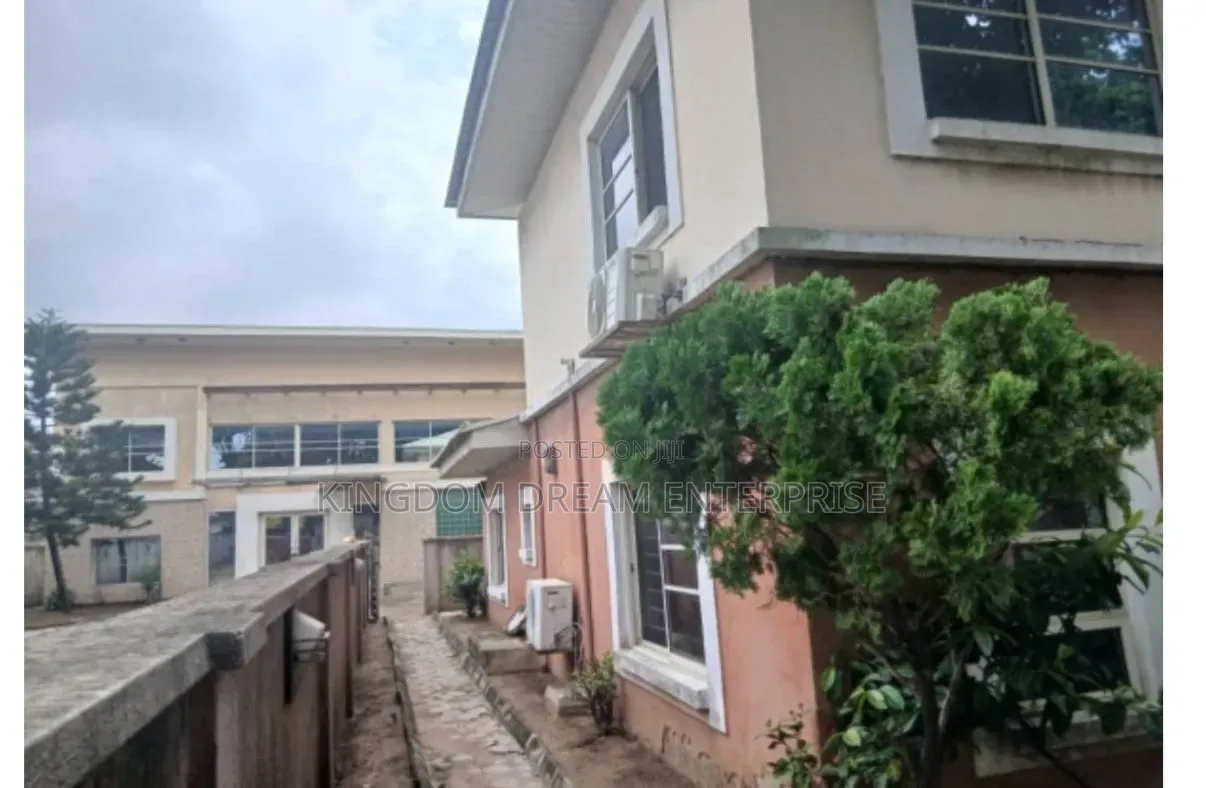 8bdrm Duplex in Victoria Island, Karimu Kotun for sale