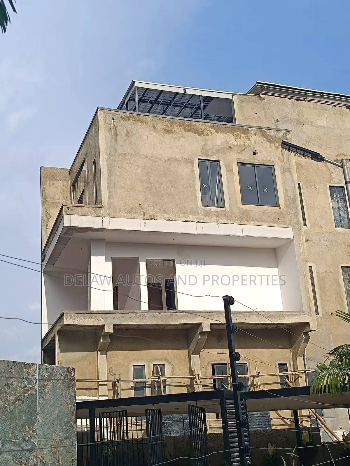 6bdrm Mansion in Guzape for sale
