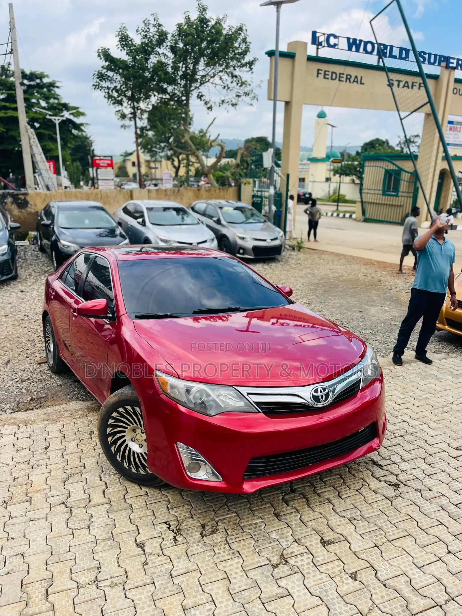 Toyota Camry L 4dr Sedan (2.5L 4cyl 6A) 2012 Red