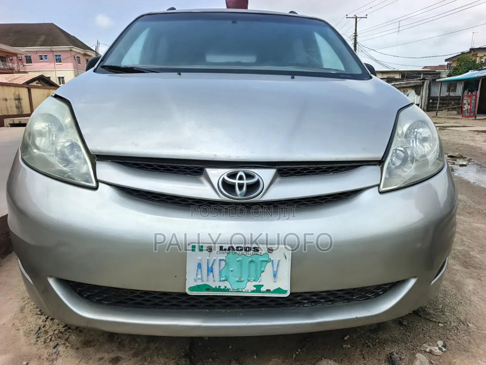 Toyota Sienna LE FWD (3.3L V6 5A) 2004 Silver
