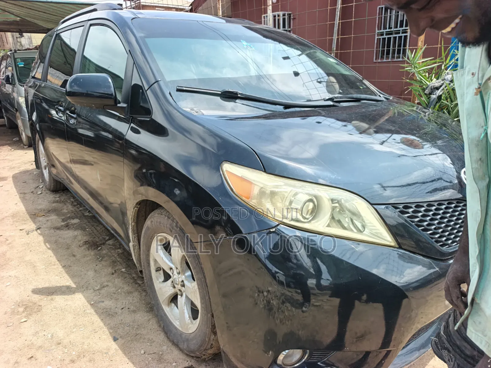 Toyota Sienna XLE 7 Passenger Mobility 2012 Black