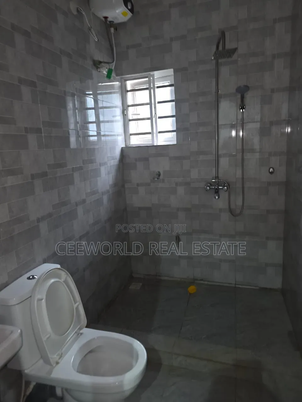 2bdrm Apartment in Oluode Estate, Akala Express for rent