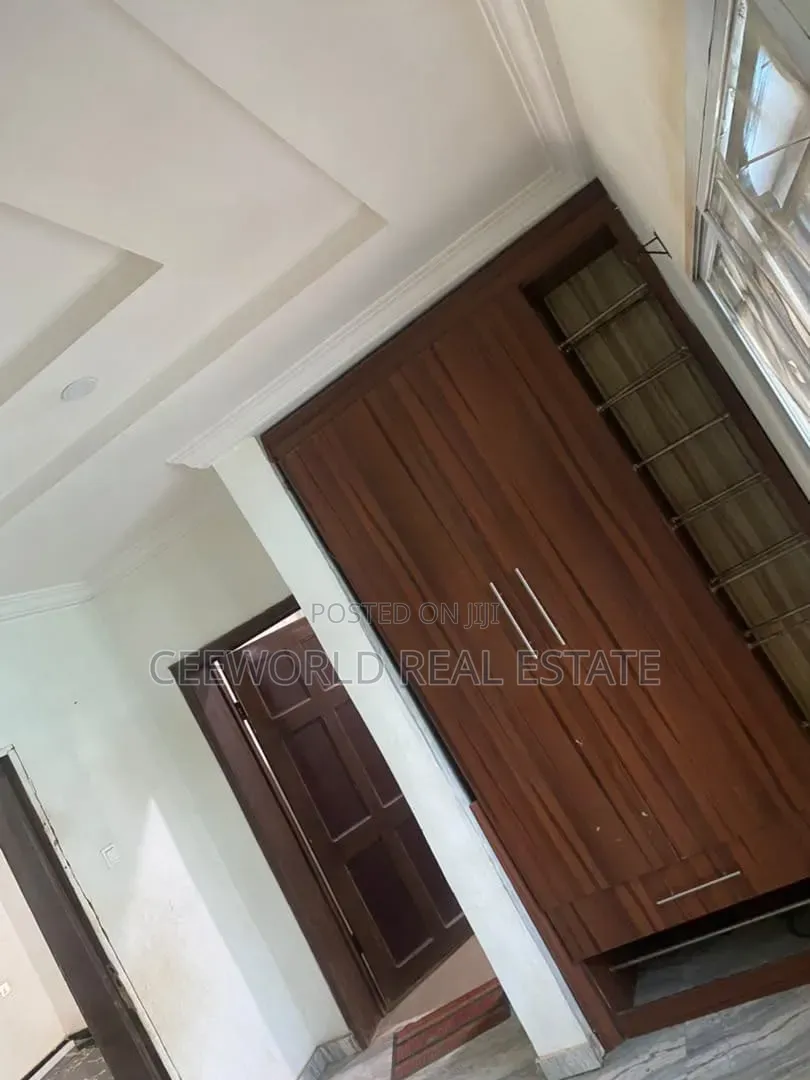 4bdrm Bungalow in Idi Shin _Ajinde, Akala Express for rent