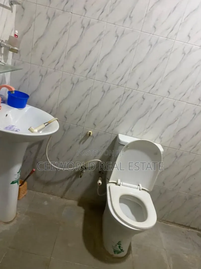 4bdrm Bungalow in Idi Shin _Ajinde, Akala Express for rent