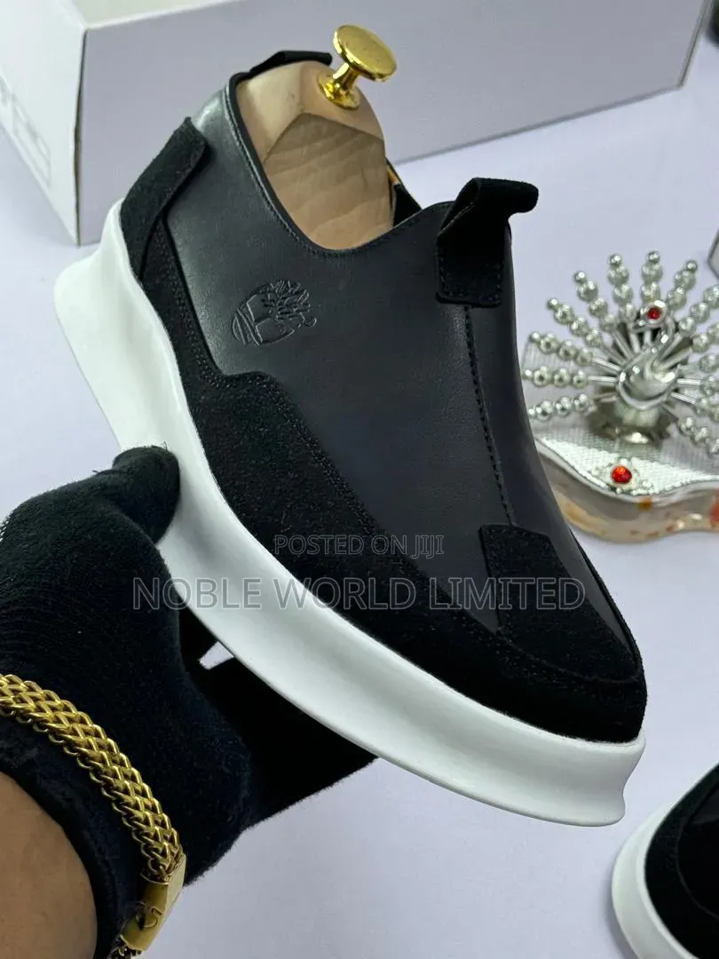 Timberland Black With White Sole OSO 7t