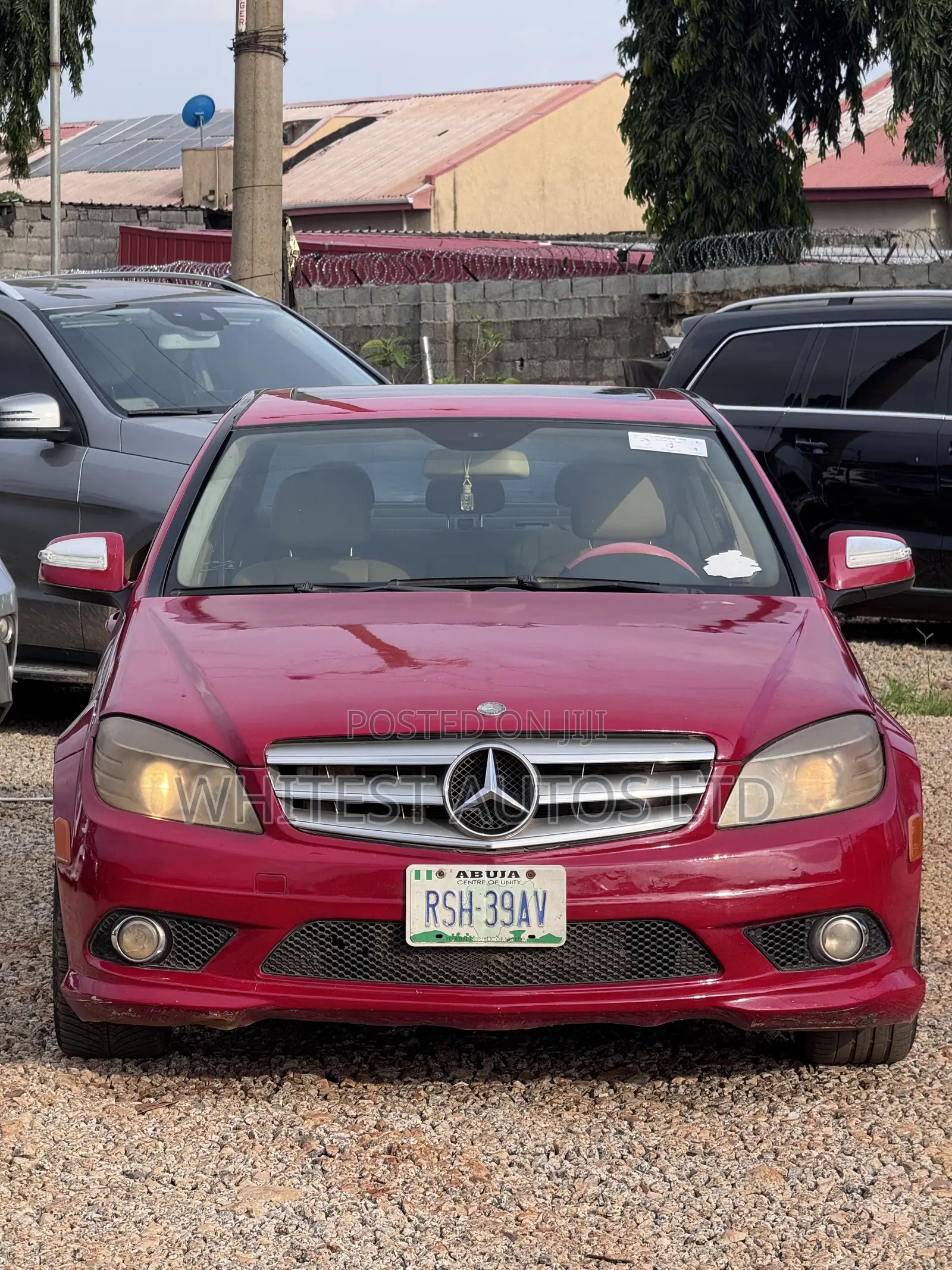 Mercedes-Benz C300 Luxury Sedan RWD (3.0L 6cyl 7A) 2009 Red