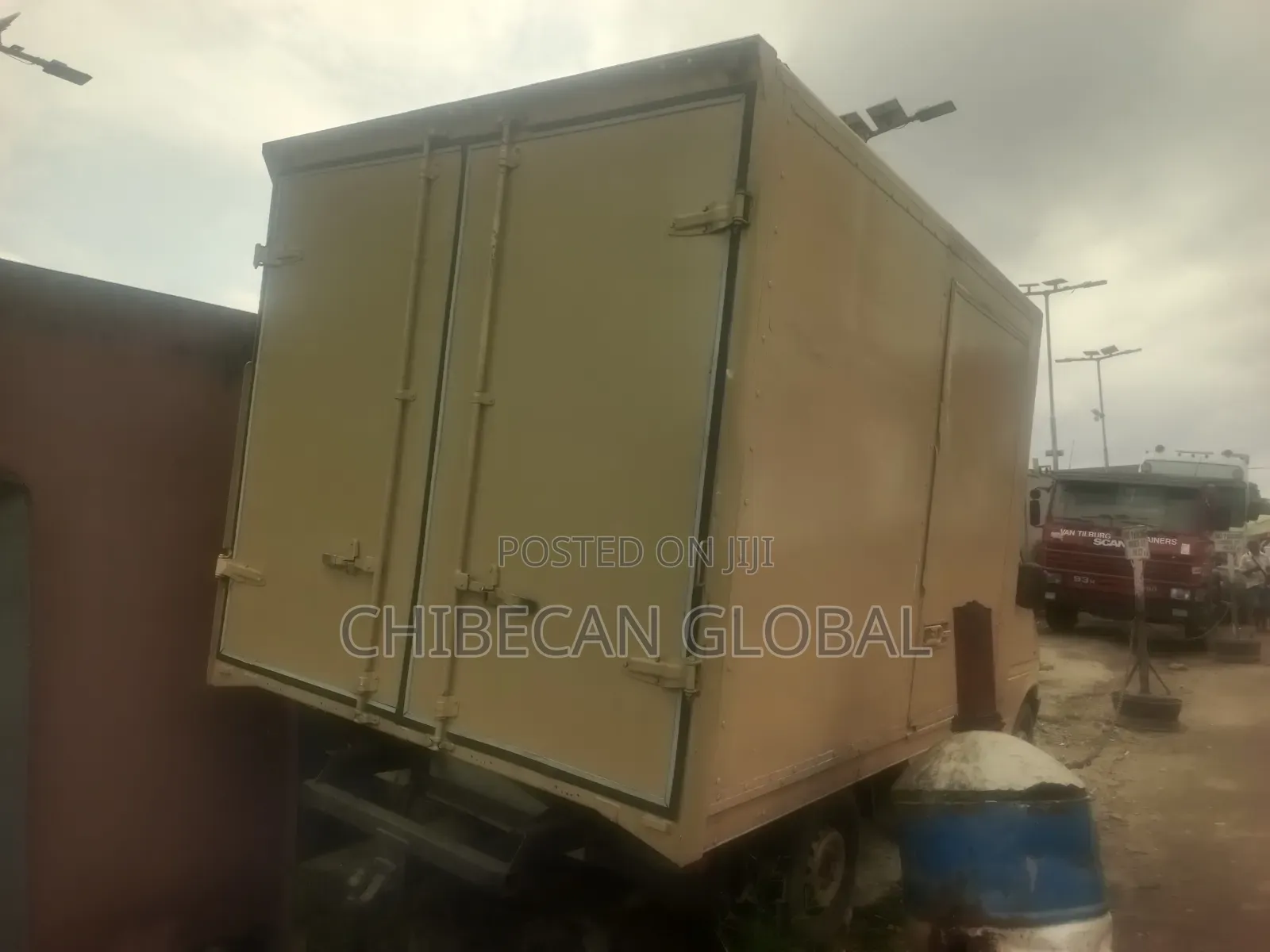 Mercedes Benz Sprinter Truck (Foreign Used)