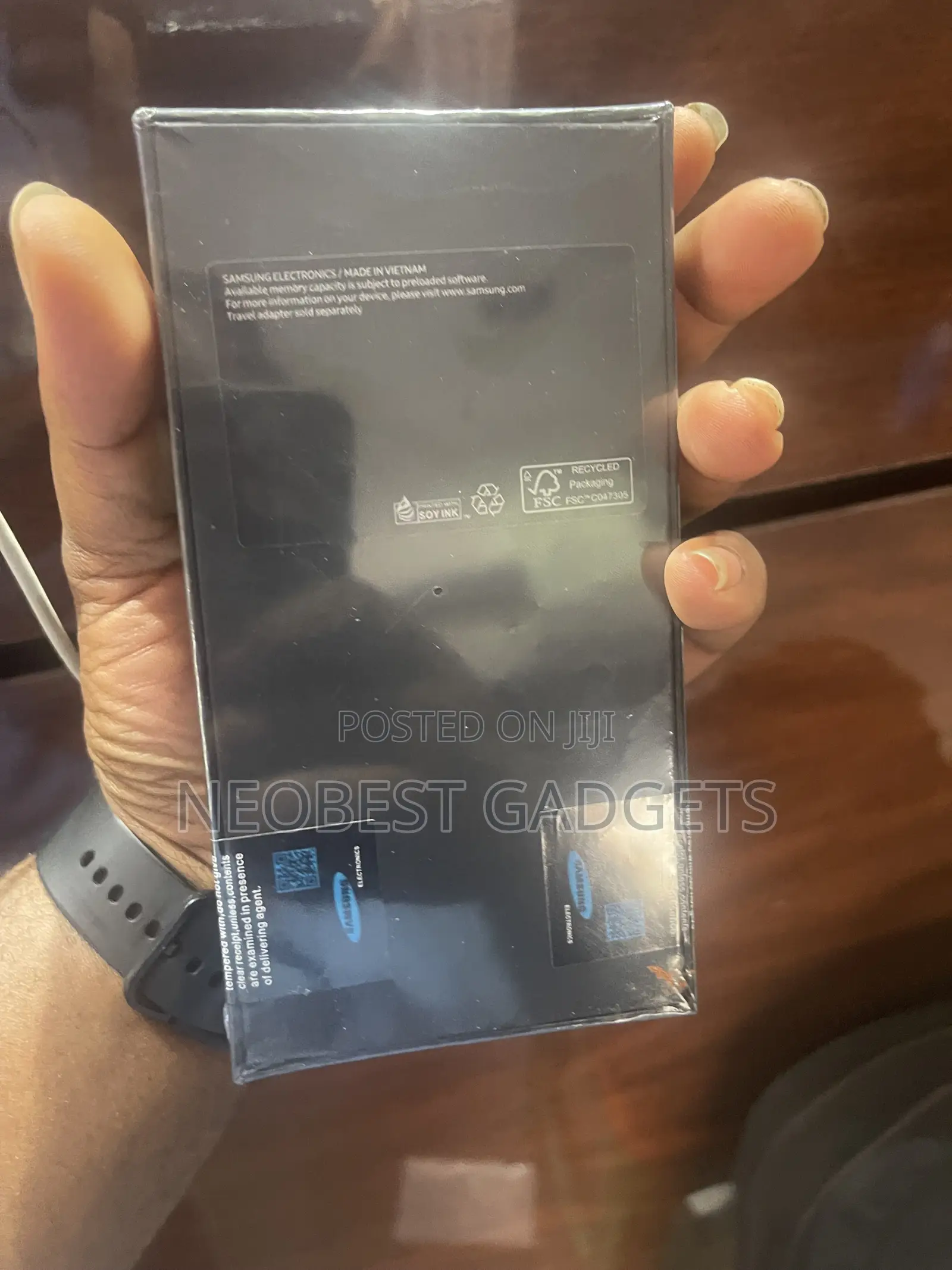 New Samsung Galaxy S22 5G 256 GB