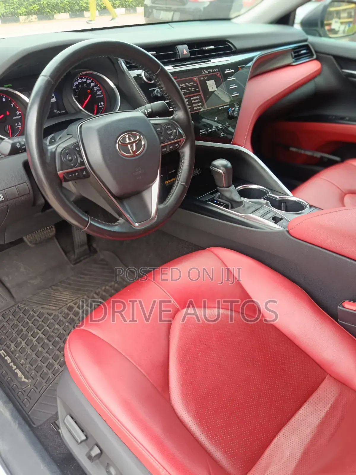 Toyota Camry XSE FWD 2020 White