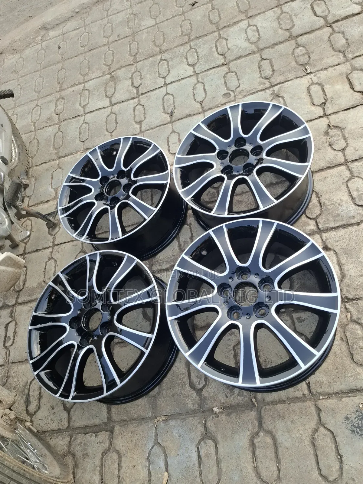 16rim Mercedes Benz!