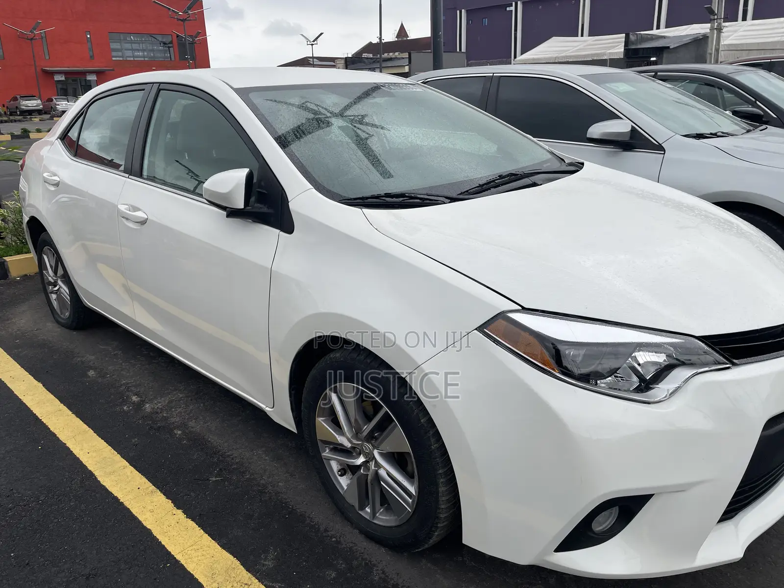 Toyota Corolla LE Eco 4dr Sedan (1.8L 4cyl CVT) 2014 White